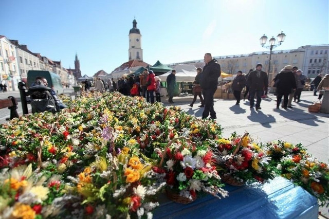 Jarmark Wielkanocny 2025 w Białymstoku w nowym miejscu. Już nie na Rynku a na placu przed Teatrem Dramatycznym