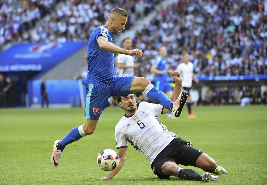 Ondrej Duda w meczu z Niemcami na Euro 2016