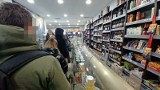 Zakaz sprzedaży alkoholu we Wrocławiu obejmie osiem kolejnych osiedli. Radni podzieleni. „Zaczną powstawać meliny!”