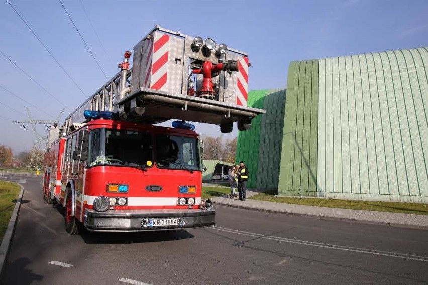 Pożar w spalarni śmieci - ćwiczenia strażaków