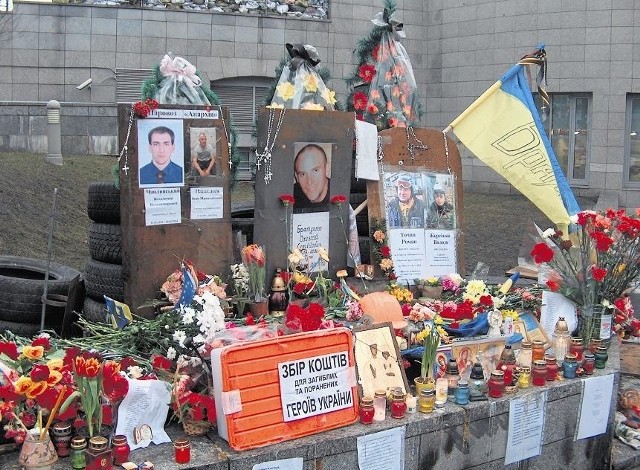 Majdan i jego okolice pełne są takich miejsc pamięci po poległych w starciach z Berkutem