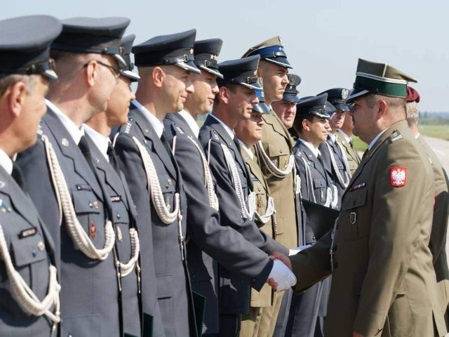 Migawka z uroczystości z okazji Święta Lotnictwa Wojsk Lądowych