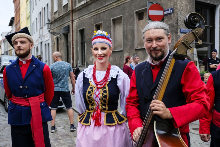 Dożynki 2021 w Toruniu. Barwny korowód dotarł na Jordanki [zdjęcia]