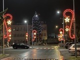 Suchedniów zachwyca bożonarodzeniowymi iluminacjami! Tak pięknych jeszcze nie było. Zobacz zdjęcia 