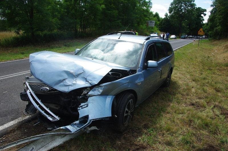 Do wypadku doszło w sobotę na drodze W175 między Suliszewem...