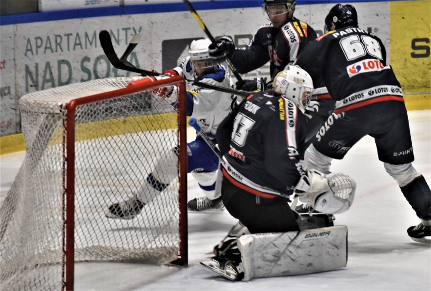 Re-Plast Unia Oświęcim pokonała Lotos Gdańsk i zameldowała się w półfinale hokejowego play-off