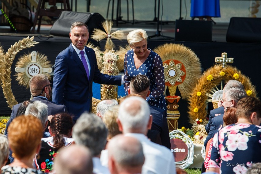 Prezydent RP Andrzej Duda wraz z żoną Agatą Kornhauser-Duda...