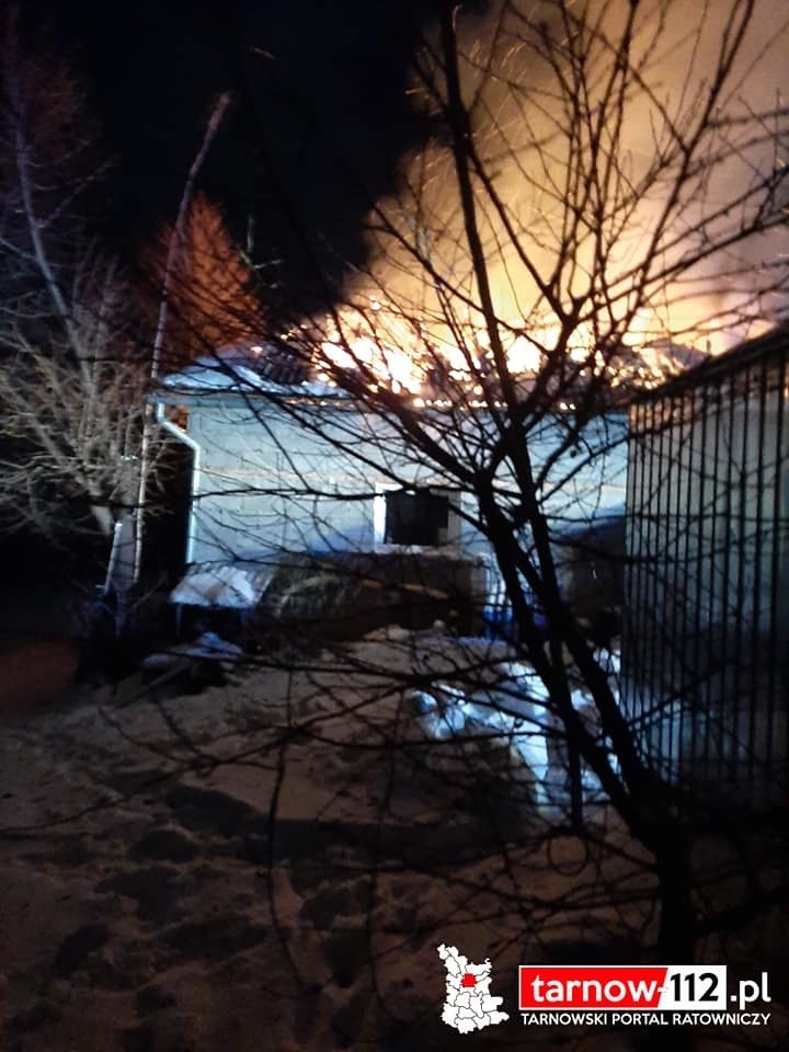 Pożar strawił stolarnię na pograniczu Ołpin i Żurowej w...