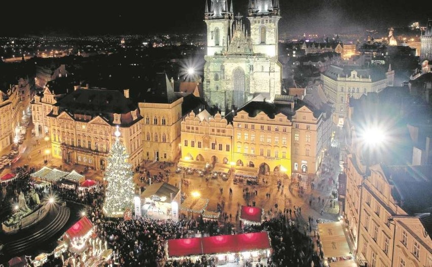 Praga: ten jarmark bożonarodzeniowy uchodzi za największy i...
