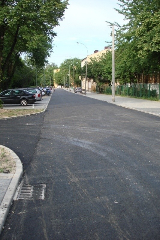 W piątek po południu można już było przejechać ulicą Chałubińskiego.