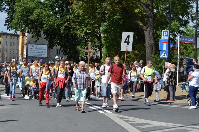 Rybnicka Pielgrzymka na Jasną Górę Wyruszyła