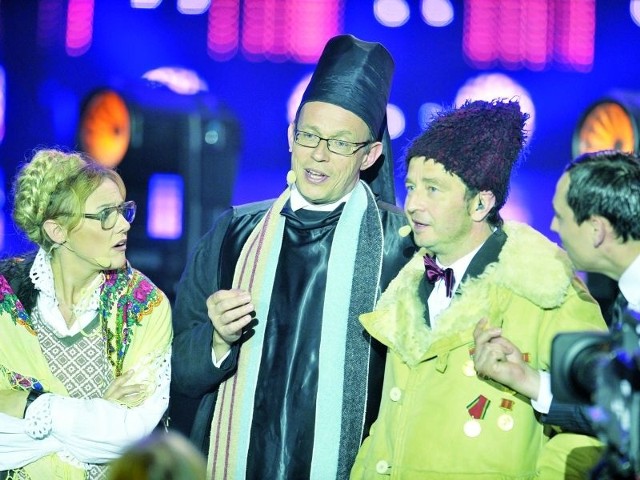 Mało kto wie, że Beata Rybarska i Andrzej Kozłowski (pierwszy z prawej) z Kabaretu pod Wyrwigroszem pochodzą z Białegostoku.