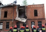 Toruń. Na ulicę zawalił się balkon [zdjęcia]