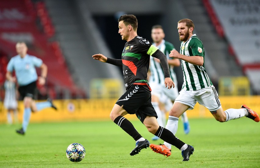 Olimpia Grudziądz - GKS Tychy 2:4 RELACJA, WYNIK Kapitan Grzeszczyk poprowadził tyszan do zwycięstwa po ostrym strzelaniu w Grudziądzu