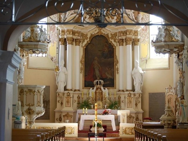 W pięknym wnętrzu kościoła pw. św. Wojciecha w Sadkach muzyka brzmieć będzie wyjątkowo.