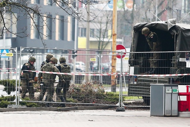 Wywiad został zarejestrowany podczas jednego ze spotkań z cyklu "Z Wrocławiem w Tle", organizowanym przez stow. TuiTam oraz Odra Centrum.