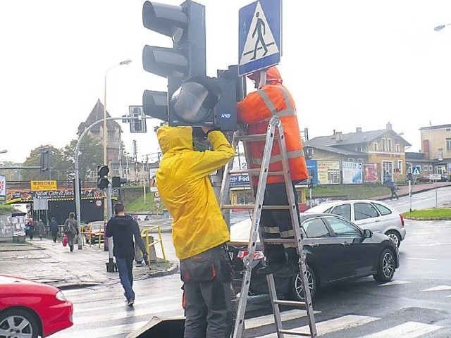 Sekundniki zamontowano już w centrum, na skrzyżowaniu ulic Wyszyńskiego, Barnima i Dworcowej.