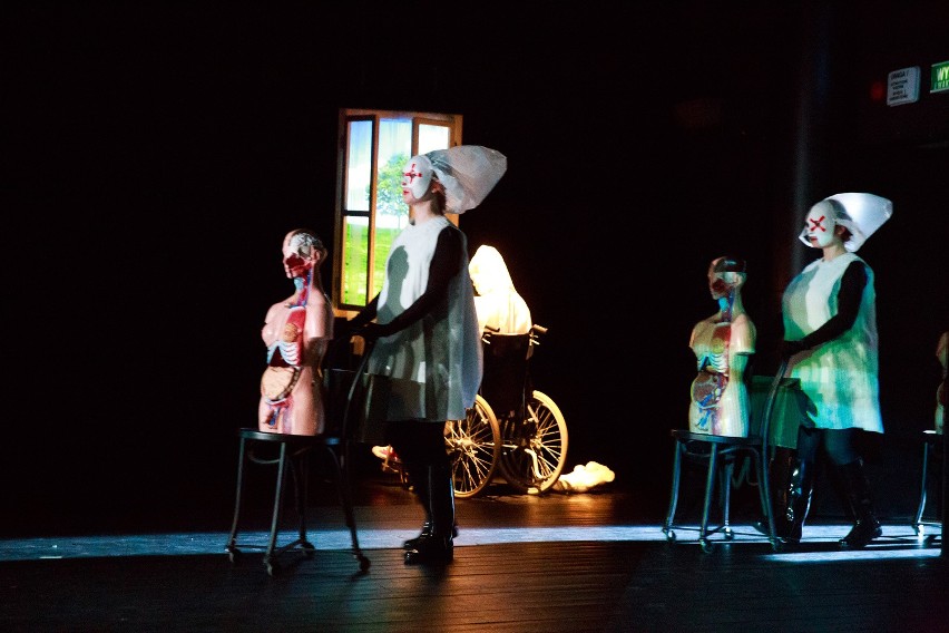 W weekend Białostocki Teatr Lalek wystawia sztukę „Czy Pan...