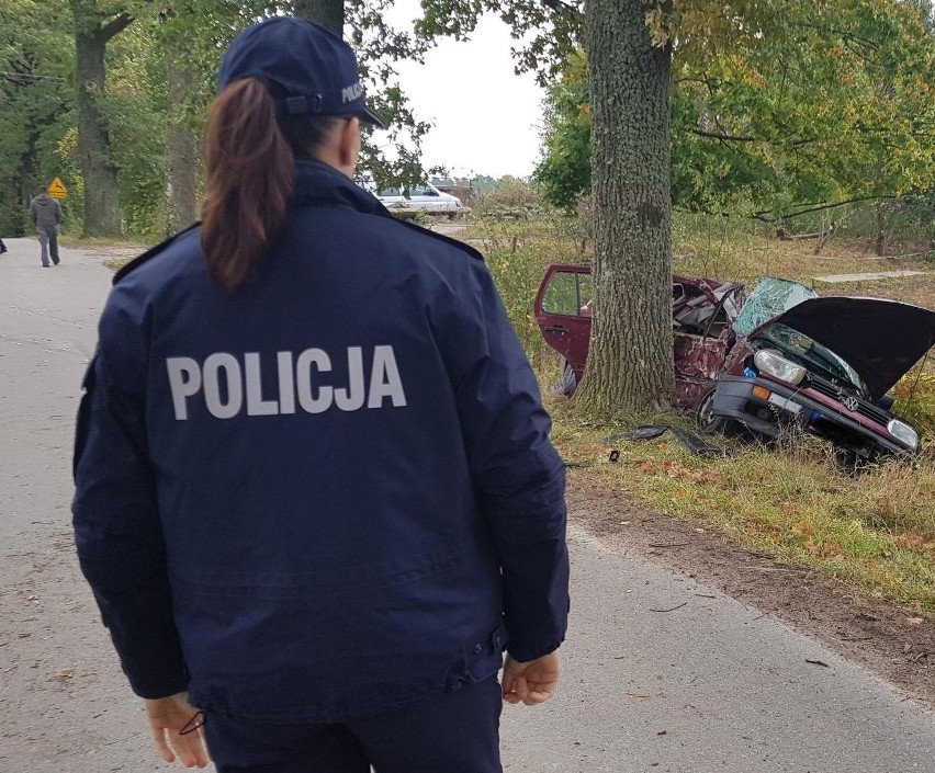 Stare Siedlisko. Potworny wypadek. 21-latek zginął na miejscu (zdjęcia)