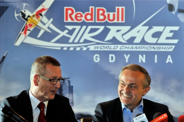 Szczegóły imprezy zaprezentowali Erich Wolf, dyrektor generalny Red Bull Air Race oraz Wojciech Szczurek, prezydent Gdyni