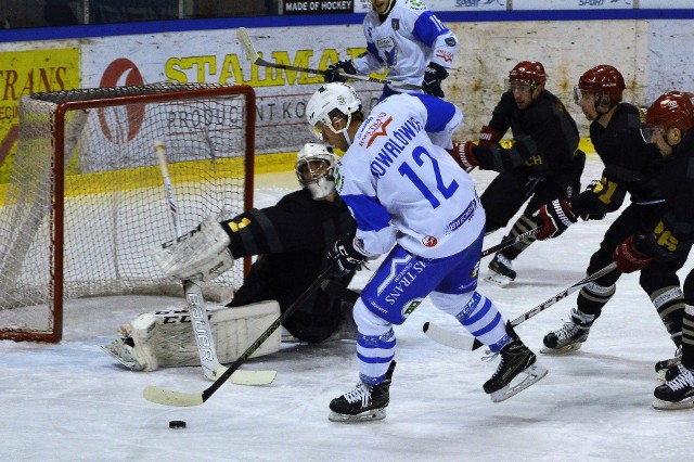 Sebastian Kowalówka postawił pieczęć na zwycięstwie Unii Oświęcim nad Cracovią w ćwierćfinale hokejowego play-off (4:1)