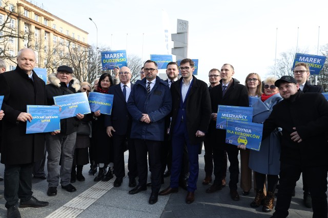 Prawica i Społecznicy zaprezentowali swoje listy do Rady Miasta Gdyni.