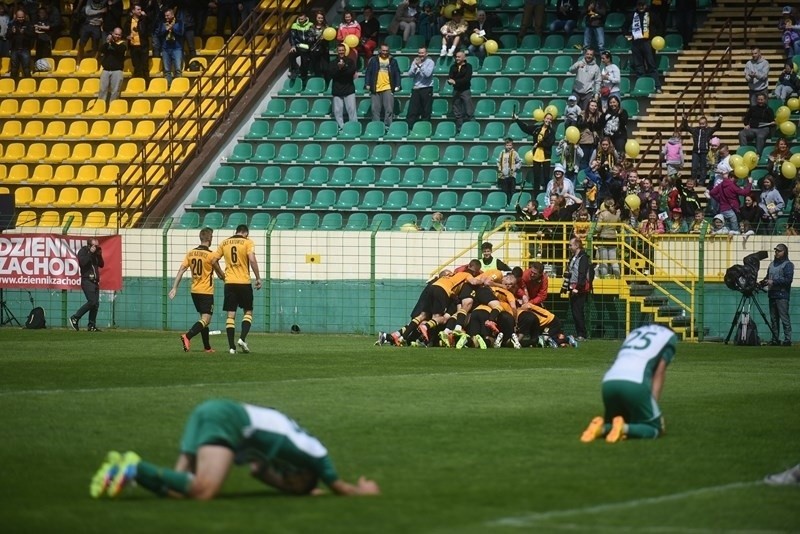 GKS Katowice wygrał drugi mecz pod wodzą Piotra Piekarczyka....