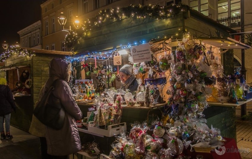 Jarmark świąteczny w Gliwicach. Znajdziemy tu m.in....