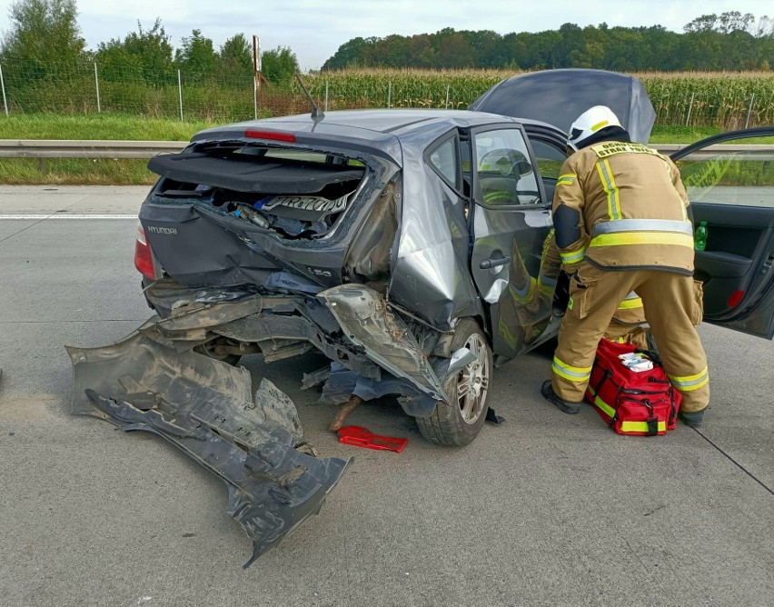 Wypadek na A4 pod Wrocławiem. Jedna osoba została ranna