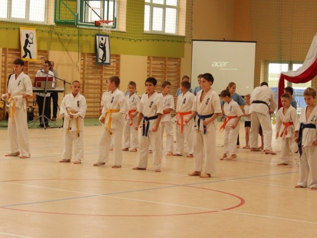 Młodzież z Golubsko-Dobrzyńskiego Klubu Karate Kyokushin-kan