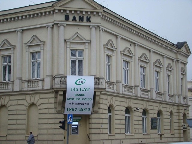 Piękny gmach Banku Spółdzielczego u zbiegu ulic Solankowej i Staszica w Inowrocławiu