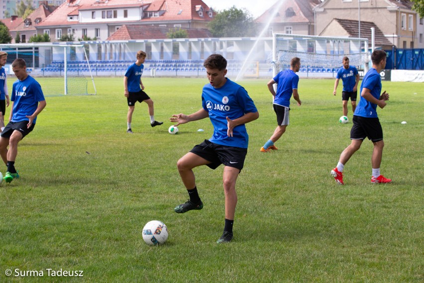 Trening Błękitnych na stadionie przy ulicy Ceglanej w...