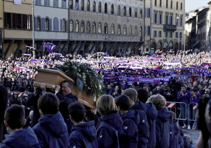 Davide Astori zmarł podczas snu, w niedzielę 4 marca 2018, w...