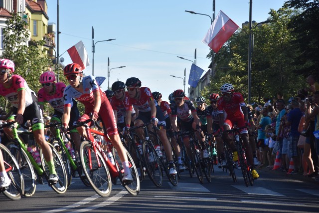 Wyścig Tour de Pologne w Rybniku! Tłumy mieszkańców witały pędzących kolarzy między innymi na ulicy Kościuszki w Rybniku. Święto trwało jeszcze długo po zakończonym wyścigu. ZOBACZ ZDJĘCIA