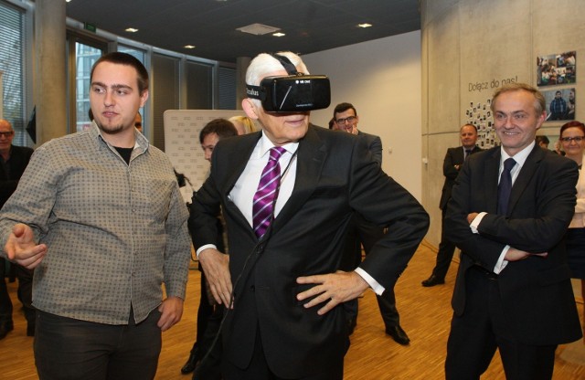 Jerzy Buzek z wizytą w Pomorskim Parku Naukowo-Technologicznym w Gdyni