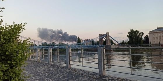 Tragiczny pożar na Świstackiego. Wielki słup dymu było widać z daleka