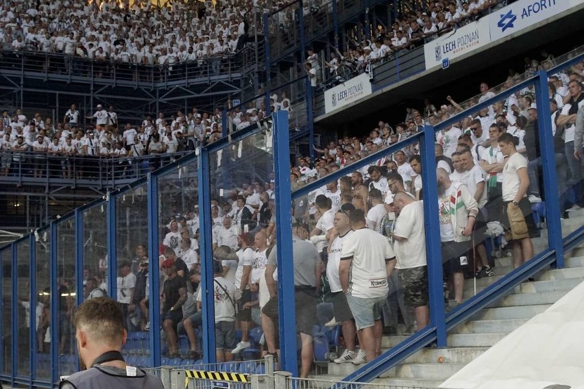 Zadyma na meczu Lech Poznań - Legia Warszawa