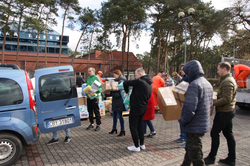 Solec Kujawski pomaga Ukrainie. W przededniu świąt wyruszył wielki transport darów dla Basztanki, miasta partnerskiego (zdjęcia)