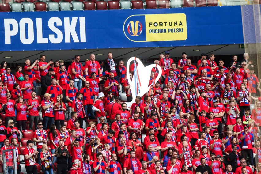 2.05.2022 r. Kibice Rakowa Częstochowa na finale Fortuna...