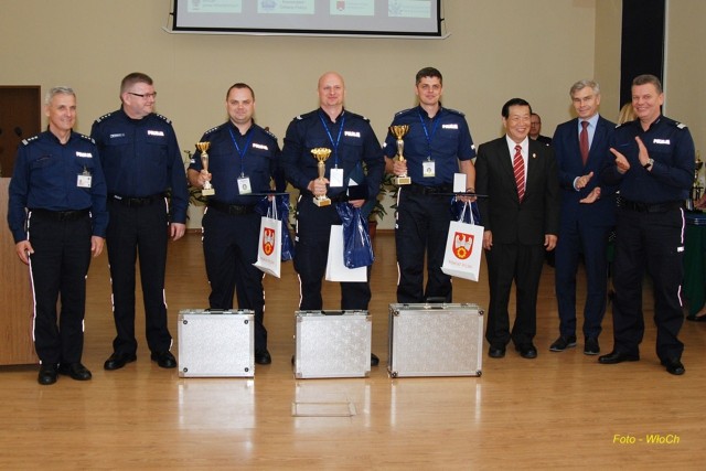 Policjant z Nowej Soli zajął drugie miejsce w Ogólnopolskim Konkursie "Policjant Służby Kryminalnej Roku 2015" w kat. techników kryminalistycznych.