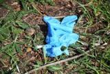 Zielona Góra pełna plastikowych rękawiczek i masek ochronnych. Dlaczego to nas smuci? 