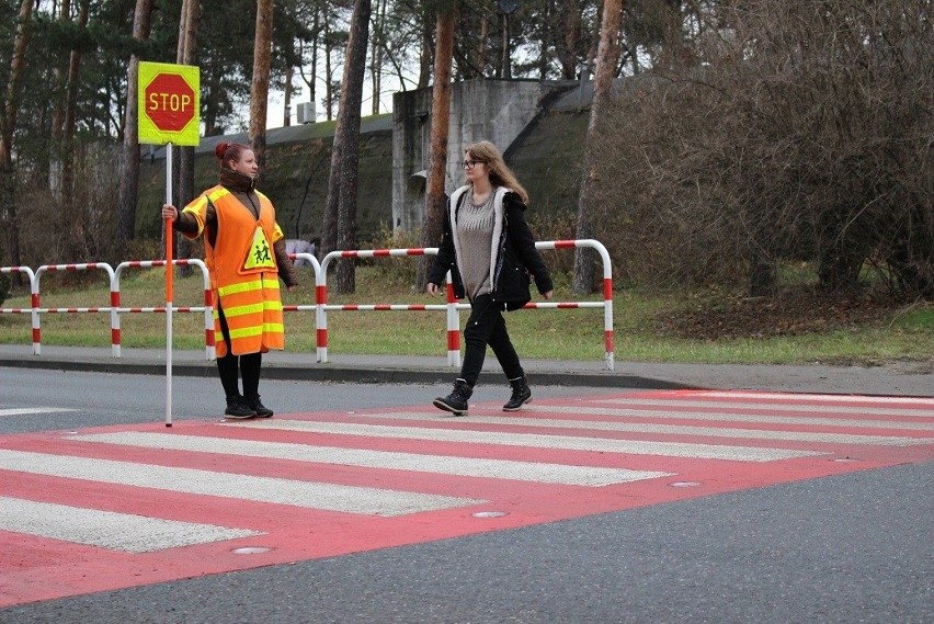 Inteligentne przejścia dla pieszych powstały przy szkołach w Kędzierzynie-Koźlu