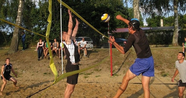 Turniej piłki plażowej w Wołczy Małej