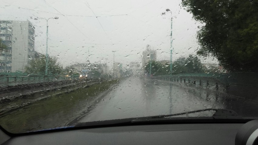 Załamanie pogody w Bydgoszczy [wideo, nowe zdjęcia]
