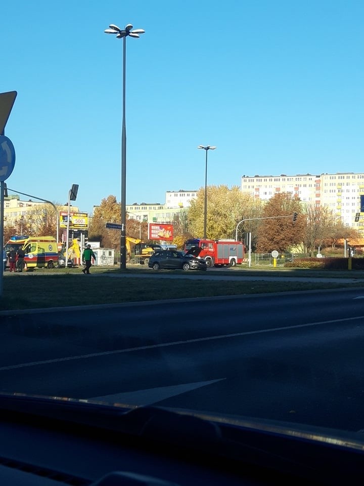 Wypadek na lubelskim Czechowie. Cztery osoby trafiły do szpitala