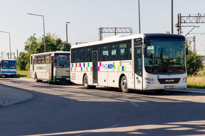 Autobusy PKS albo są przepełnione, albo się spóźniają, a co...