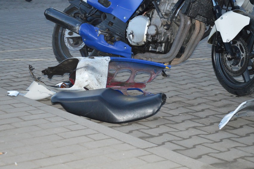 Wypadek motocyklisty w Bytowie. Mężczyzna trafił do...