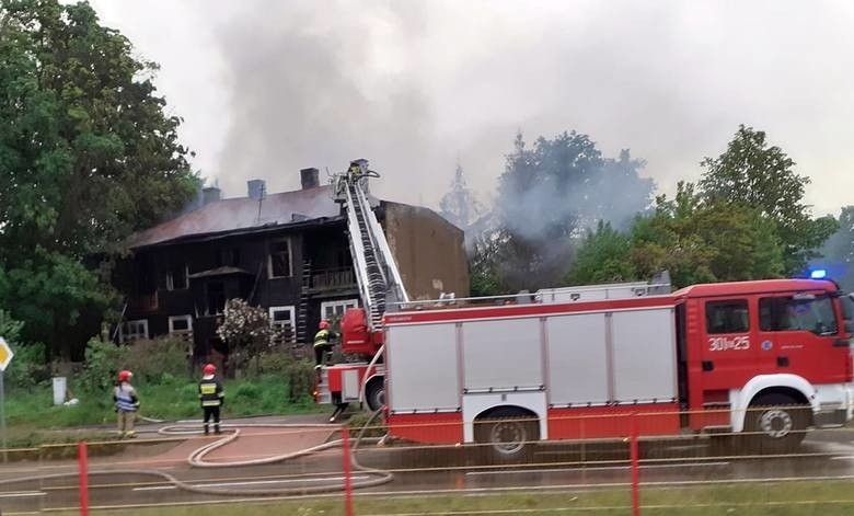 Tak wyglądał pożar domu przy ul. Sosnowskiego z 30 maja 2020...