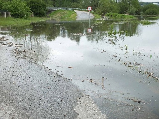 Pierwsza nieprzejezdna stała się ul. Partyzantów w Wąchocku.