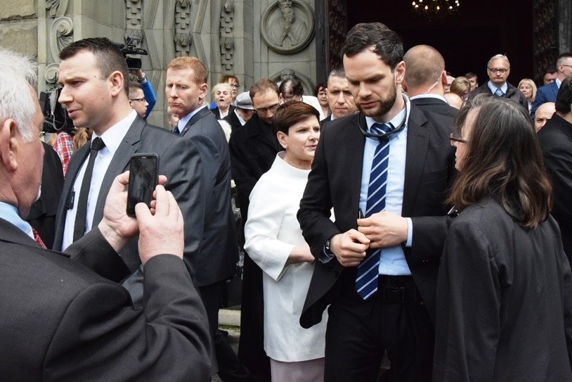 Premier Beata Szydło z mężem przyjechała na święcenia...